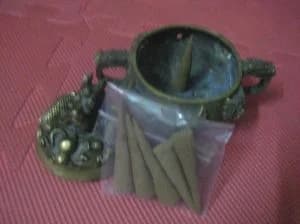 Viên đốt và hương không lõi